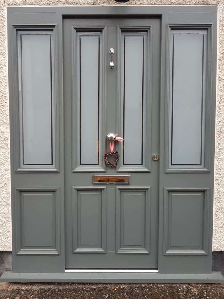 Accoya door with boletican moulds