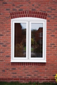 Flush sash casement window