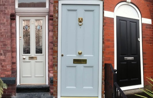 Reddish offer Dulux colour guarantee on all painted timber doors and windows