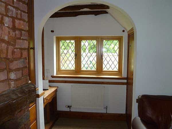 Vertical Accoya wood windows